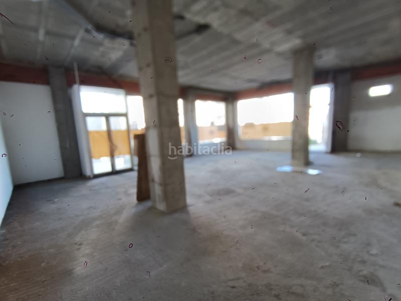 Foto 79001715-1274-41da-8df5-067c9cd9d1cd. Location local commercial dans Ponteareas