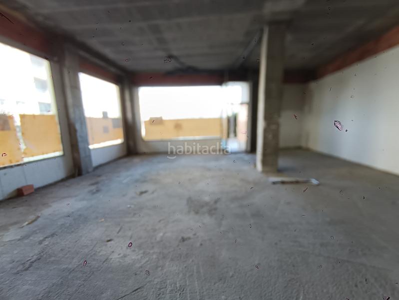 Foto 9ad6a7eb-6cfb-4898-89ab-c80468ac172a. Location local commercial dans Ponteareas