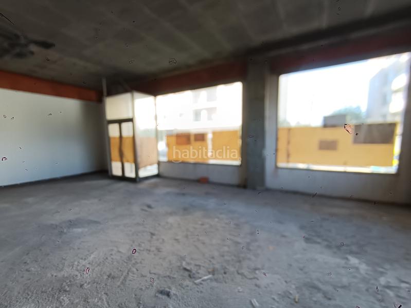 Foto a570eb32-83bc-4477-bc60-81b1729bfb71. Location local commercial dans Ponteareas