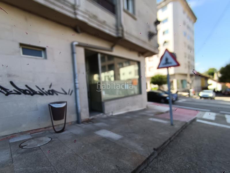 Foto edd00575-1d1b-4c05-b3ca-d7d15d0669c4. Location local commercial dans Ponteareas