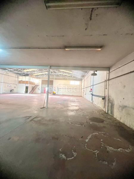 Foto 15f4c007-3dd0-4ca6-b292-e2054568e701. Alquiler nave industrial en carrer comte de Torrellano 20 alquila nave en zona urbana de Torrellano. ideal almacén, taller o negocio, a un paso del aeropuerto en Elche / Elx