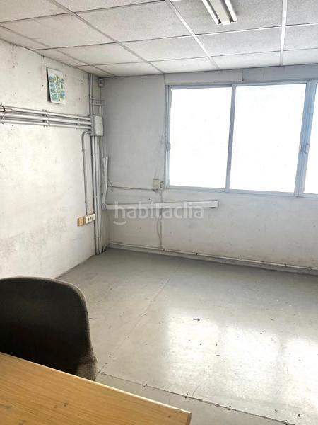 Foto fe458070-731d-4daf-9352-c88ba4b592ea. Alquiler nave industrial en carrer comte de Torrellano 20 alquila nave en zona urbana de Torrellano. ideal almacén, taller o negocio, a un paso del aeropuerto en Elche / Elx