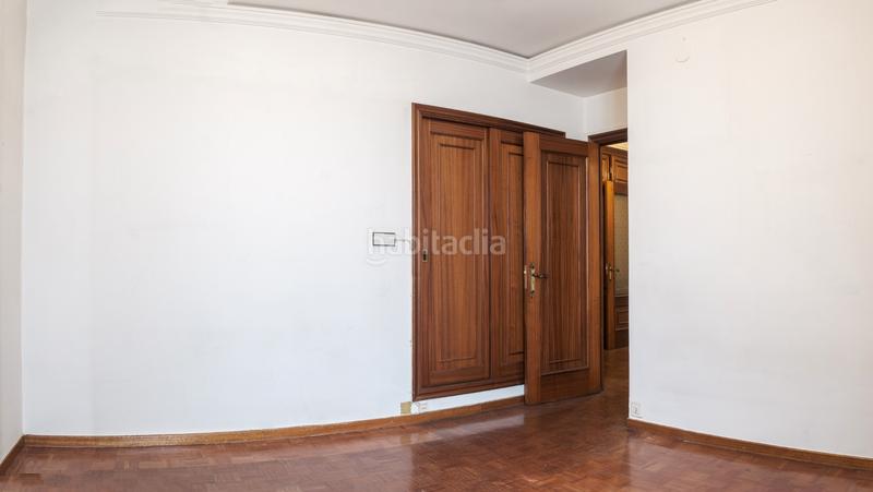 Foto 9bee23f6-72ca-45df-bef0-8e9a0b7942d9. Piso en rúa papa juan xxiii 33 piso en venta zona Centro, rúa juan xxiii en Ourense