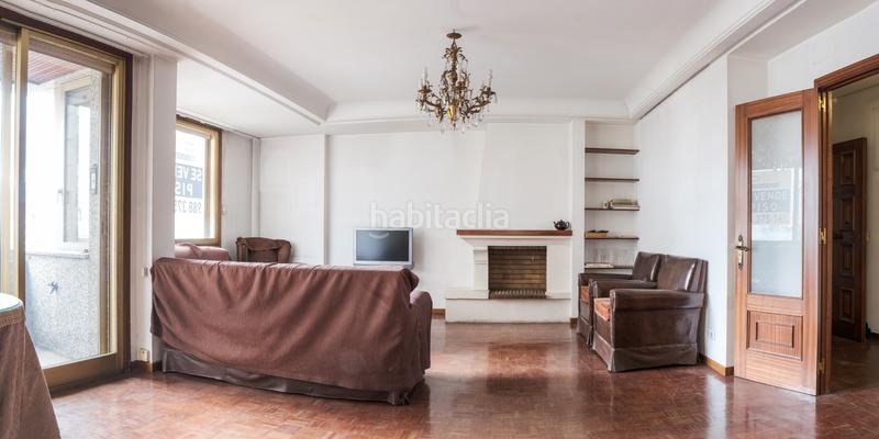 Foto bd0a9a69-6b7f-4e43-83bf-eaa46a9c3ab9. Piso en rúa papa juan xxiii 33 piso en venta zona Centro, rúa juan xxiii en Ourense