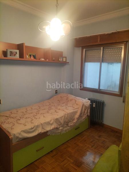 Foto 0ceae9fc-6a7c-4026-8a25-9e53bd405710. Piso en avenida de santiago 56 piso exterior en avd. santiago en Ourense