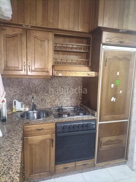 Foto 5d3a05c6-d7ee-4f5d-ac54-99db25f7be20. Piso en avenida de santiago 56 piso exterior en avd. santiago en Ourense