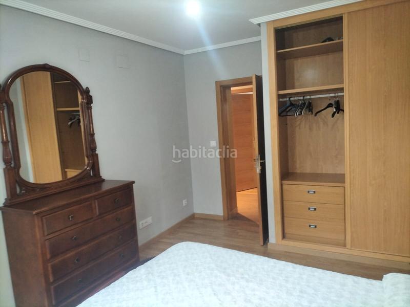Foto 0a541635-be31-47ec-8ab0-526b1ee5f7af. Alquiler piso amplio piso amueblado y reformado en Ourense