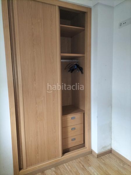 Foto 326fc879-5a0b-4cdd-98a8-462c8aa60cd9. Alquiler piso amplio piso amueblado y reformado en Ourense