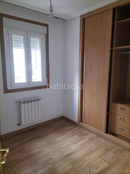 Foto 480bcacf-deef-4e8f-a072-834013778dc1. Alquiler piso amplio piso amueblado y reformado en Ourense