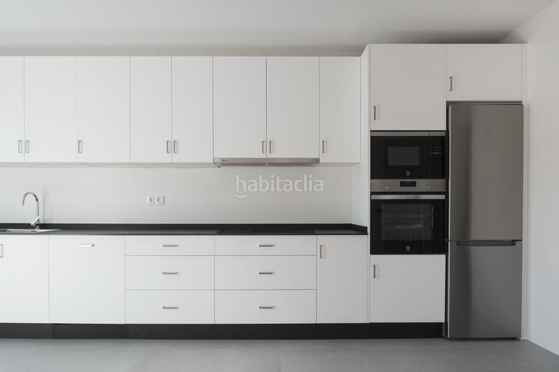 Foto 2acc7e41-62ac-4e14-a3a1-9fbed2bdb642. Maison jumelée avec chauffage parking piscine dans Couto Ourense