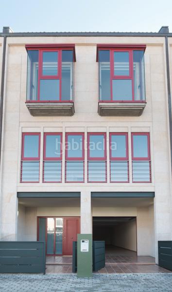 Foto 6d3bd6b2-fddb-4a55-a528-82752e3f079f. Maison jumelée avec chauffage parking piscine dans Couto Ourense