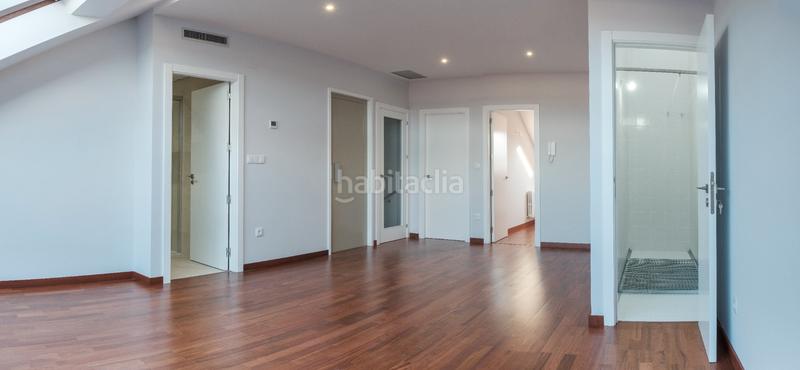 Foto 76166a42-8ed5-4f70-926b-fe4f0f9ac64a. Maison jumelée avec chauffage parking piscine dans Couto Ourense