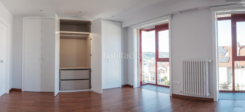 Foto 9200f5e3-cff2-4e4d-9bee-689794b2c670. Maison jumelée avec chauffage parking piscine dans Couto Ourense