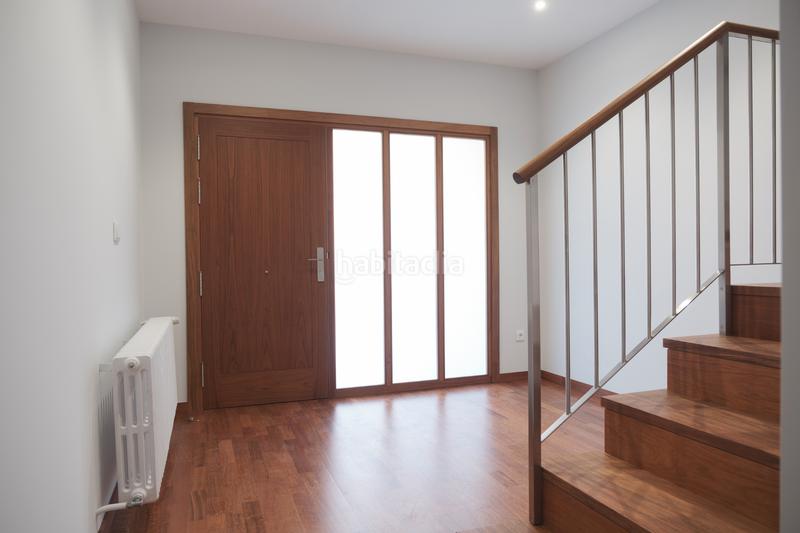 Foto abf682d7-42a2-4f5c-a2fe-30e0a922ee8b. Maison jumelée avec chauffage parking piscine dans Couto Ourense