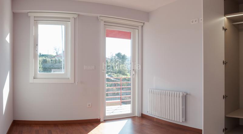 Foto c0c0c717-7c5c-4cb5-a2b3-eb1bd1fb8bf9. Maison jumelée avec chauffage parking piscine dans Couto Ourense