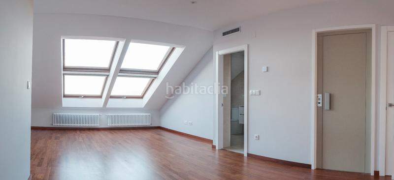 Foto da186364-a2a9-4640-909a-c031ffdcb088. Maison jumelée avec chauffage parking piscine dans Couto Ourense