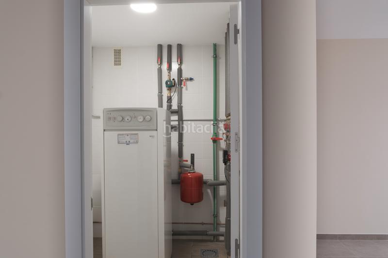 Foto f42580af-825a-449c-a93c-26f7f0e5a634. Maison jumelée avec chauffage parking piscine dans Couto Ourense