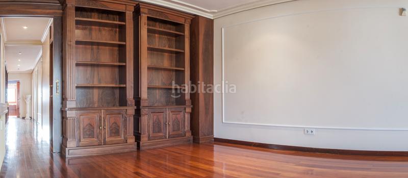 Foto b0dfd2eb-c099-4c3e-b0b5-9dbd598081db. Flat with heating parking in Centro Ourense