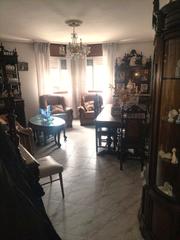 Pis  Rúa prego de oliver. ?? piso amplio con garaje y trastero en venta – zona couto, oure
