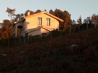 Chalet  Lugar penedo 80. ?? chalet independiente en piedra con jardín y amplios espacios