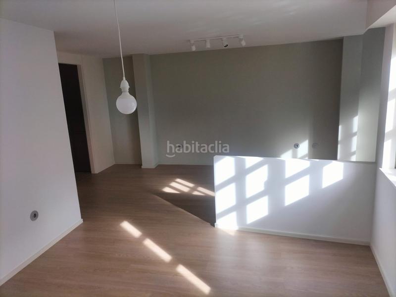 Foto 5f59b653-1fea-43cc-a3fe-29c288d66985. Flat in rúa santo domingo 9 in Casco Viejo Ourense