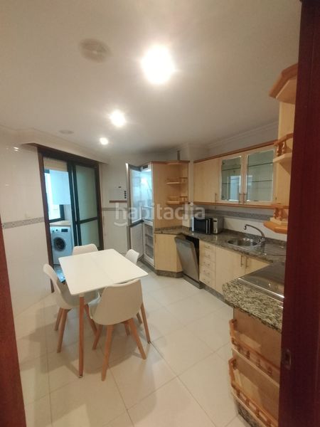 Foto 6e43b916-edfc-4496-a9b6-d575e2ce52e1. Lloguer pis amb calefacció aparcament a Ventiun Ourense