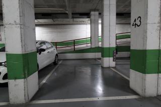 Parking voiture  Carrer de bartrina