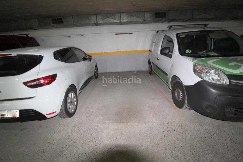 Foto 3fa33eec-b19b-4ec7-afae-165c7286e8b7. Parking coche en Sant Andreu de Palomar Barcelona