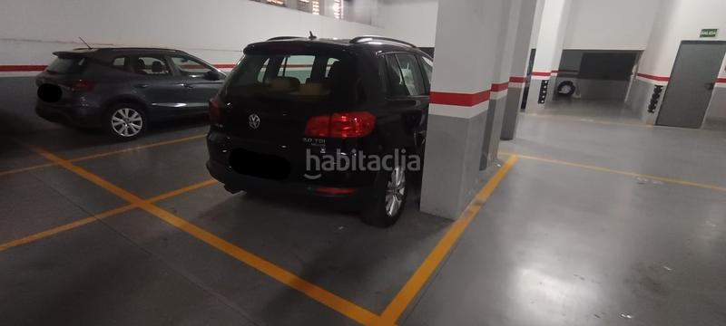 Foto d0c110ed-3cb3-493f-825e-7076aa9a8a24. Aparcament cotxe a La Guineueta Barcelona