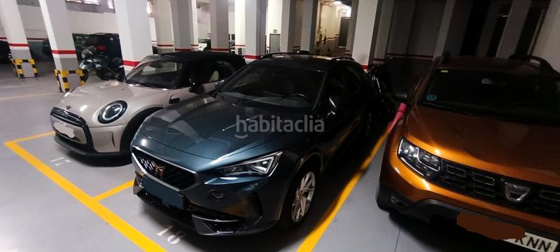 Foto 7a7226a5-8310-4548-8310-106bc7af9024. Car parking in La Guineueta Barcelona