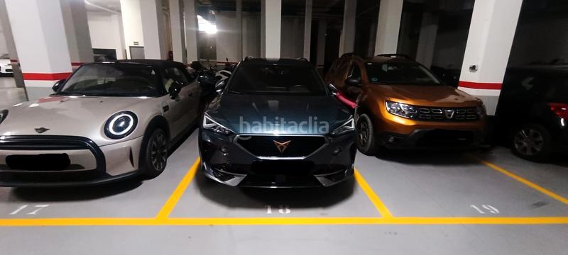 Foto 85b08081-632c-48a4-939e-a1c9d67dd938. Parking voiture dans La Guineueta Barcelona