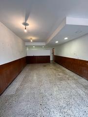 Local Comercial  Gran via de les corts catalanes. Oportunidad única: local con potencial para vivienda en excelent