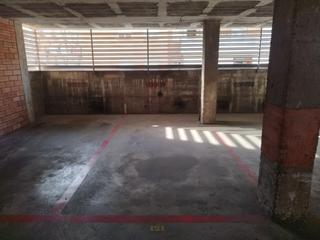 Parking voiture  Carrer de sas. Plaza de parking en venta en el corazón de bon pastor