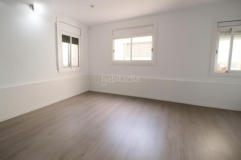 Foto a8b5ee24-7652-4048-bc1e-c10db6f6e998. Casa en Diagonal-Colomeres Gavà