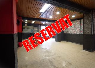 Geschäftsraum  Carrer d'alfarràs. Local con posibilidad de cambio de uso