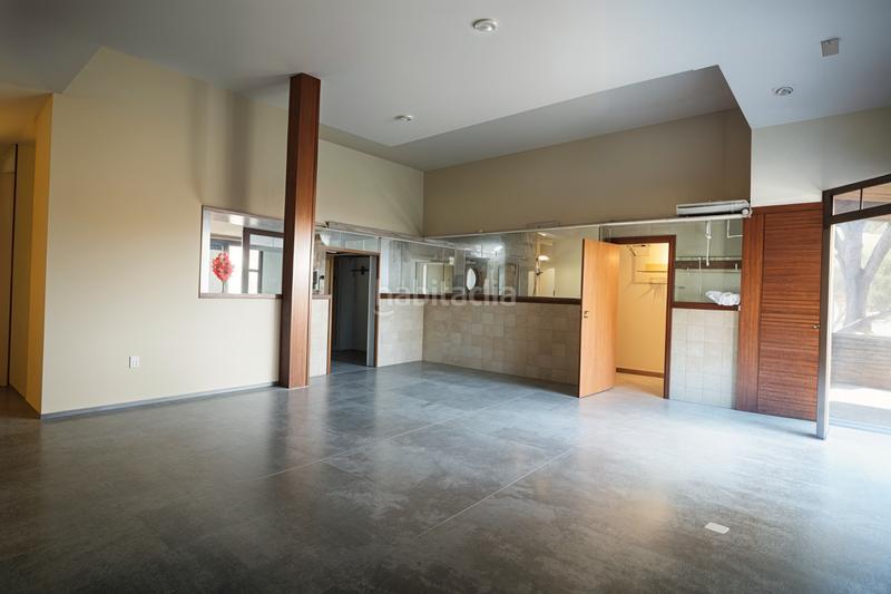 Foto 28ed27e7-3c91-4ffc-bfa7-b99abf55fe21. Geschäftsraum in Bon Pastor Barcelona