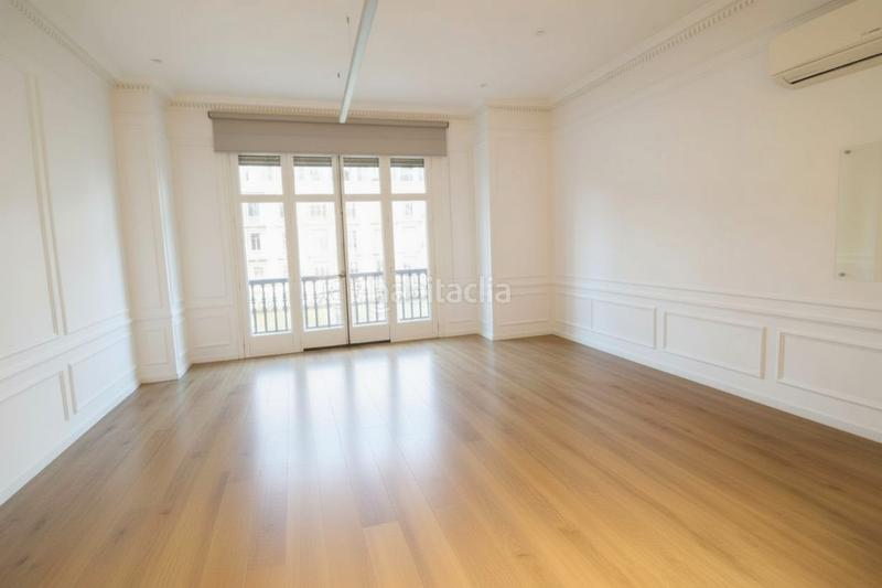 Foto d023d610-a5bd-494c-8772-a0482772aa24. Bureau avec chauffage dans Sant Gervasi - Galvany Barcelona