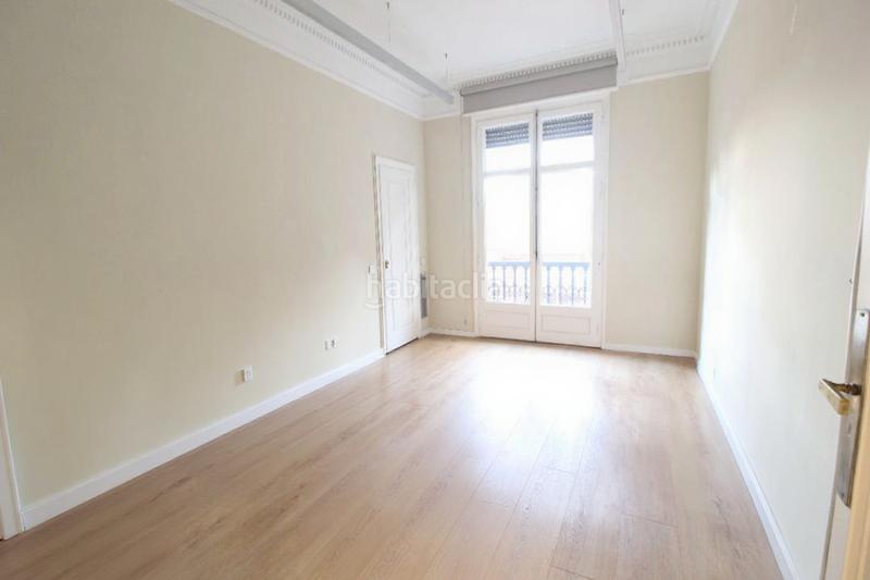 Foto c22d5b9e-7058-421a-92d4-d23f848b5384. Ufficio con riscaldamento in Sant Gervasi - Galvany Barcelona