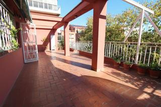 Penthouse in Carrer d'ignasi iglesias 80