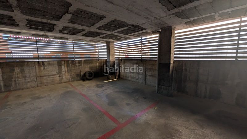 Foto a4a93e19-453f-412d-b181-75b9d56d30b5. Aparcament cotxe a Bon Pastor Barcelona