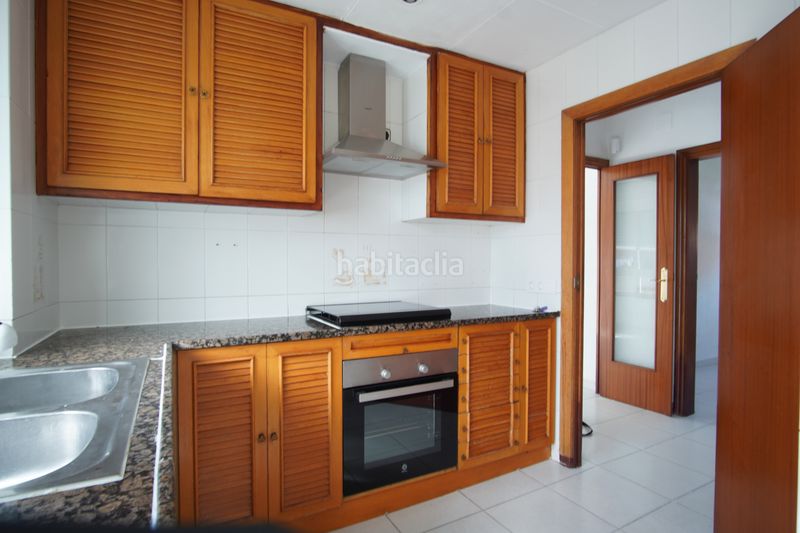 Foto b991a5c9-d608-4ecb-8eb4-c7c22bf156b6. Pis a Bon Pastor Barcelona