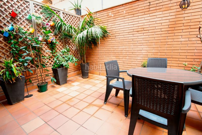 Foto e9858568-5f69-4e70-89ee-cc9d325ef3cc. Casa adossada amb calefacció a Sant Andreu de Palomar Barcelona