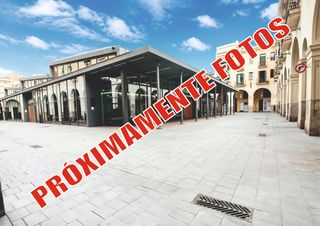 Pis a Plaça del Mercadal