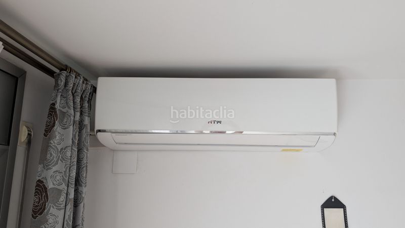 Foto 336e4705-8f44-4585-95df-9d0361879c7b. Pis amb calefacció aparcament a Bon Pastor Barcelona