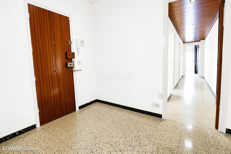 Foto b002e95f-6377-4e13-b204-636ecec64dc0. Pis a Prosperitat Barcelona