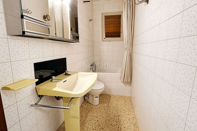 Foto f37bf54b-be06-4308-af70-457768a1c376. Pis a Prosperitat Barcelona