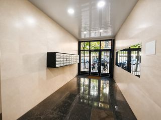 Monolocale  Carrer de viladomat. Local estudio adaptado para uso de vivienda de 11 m² en el eixam