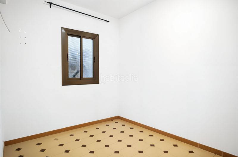 Foto a98d4969-60a1-4cd5-a1e3-f55addeab7a9. Pis a Bon Pastor Barcelona