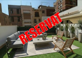 Casa adossada  Carrer de basc�nia. Oportunidad casco antiguo