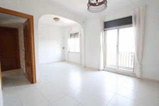 Appartement  Via fav�ncia. Excelente piso alto con ascensor con inmejorables vistas